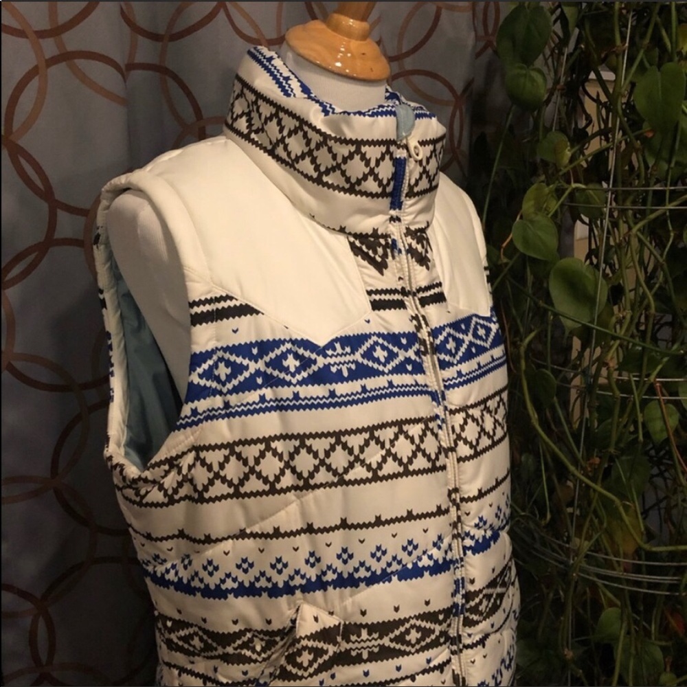 Nike Better World Bellevue Vest Size Large EUC - Picture 8 of 8